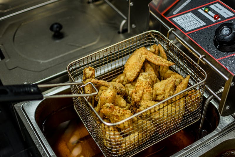 Spicy chicken sandwich with toppings